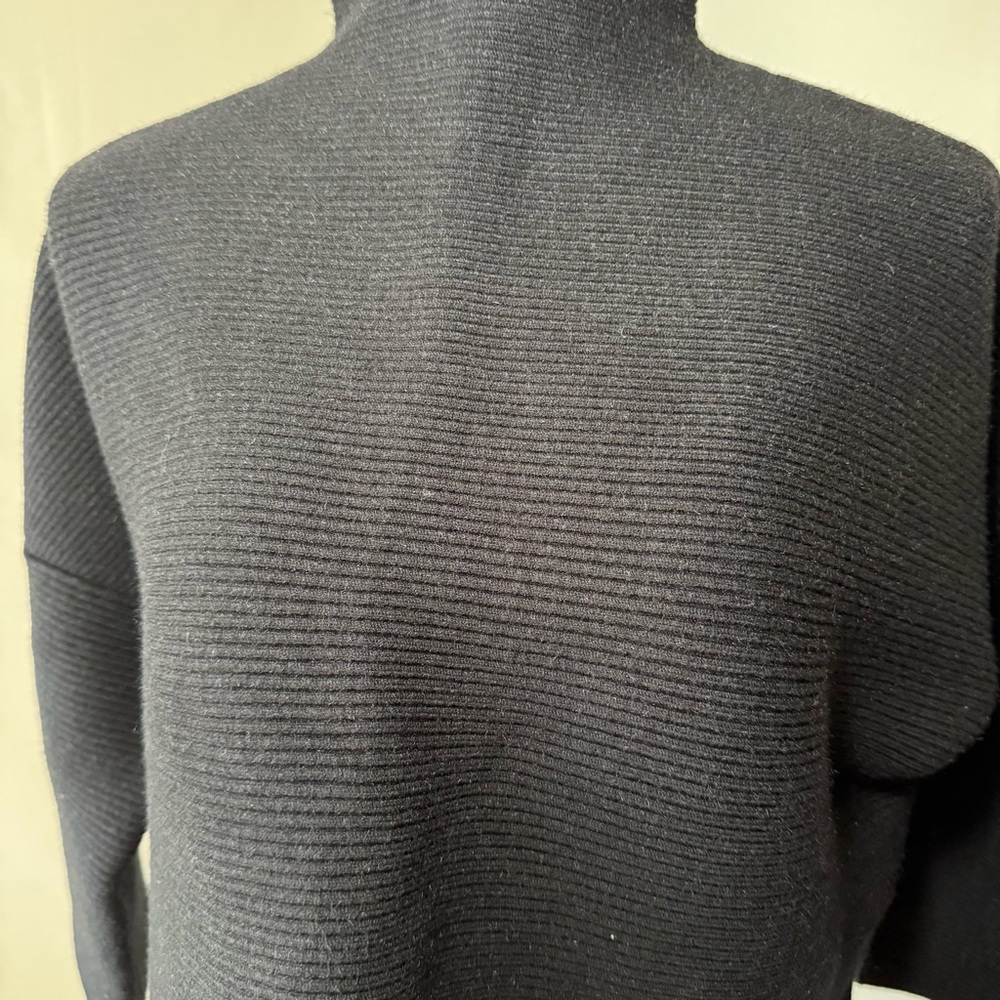 Ellison Sweater - Picture 3 of 4